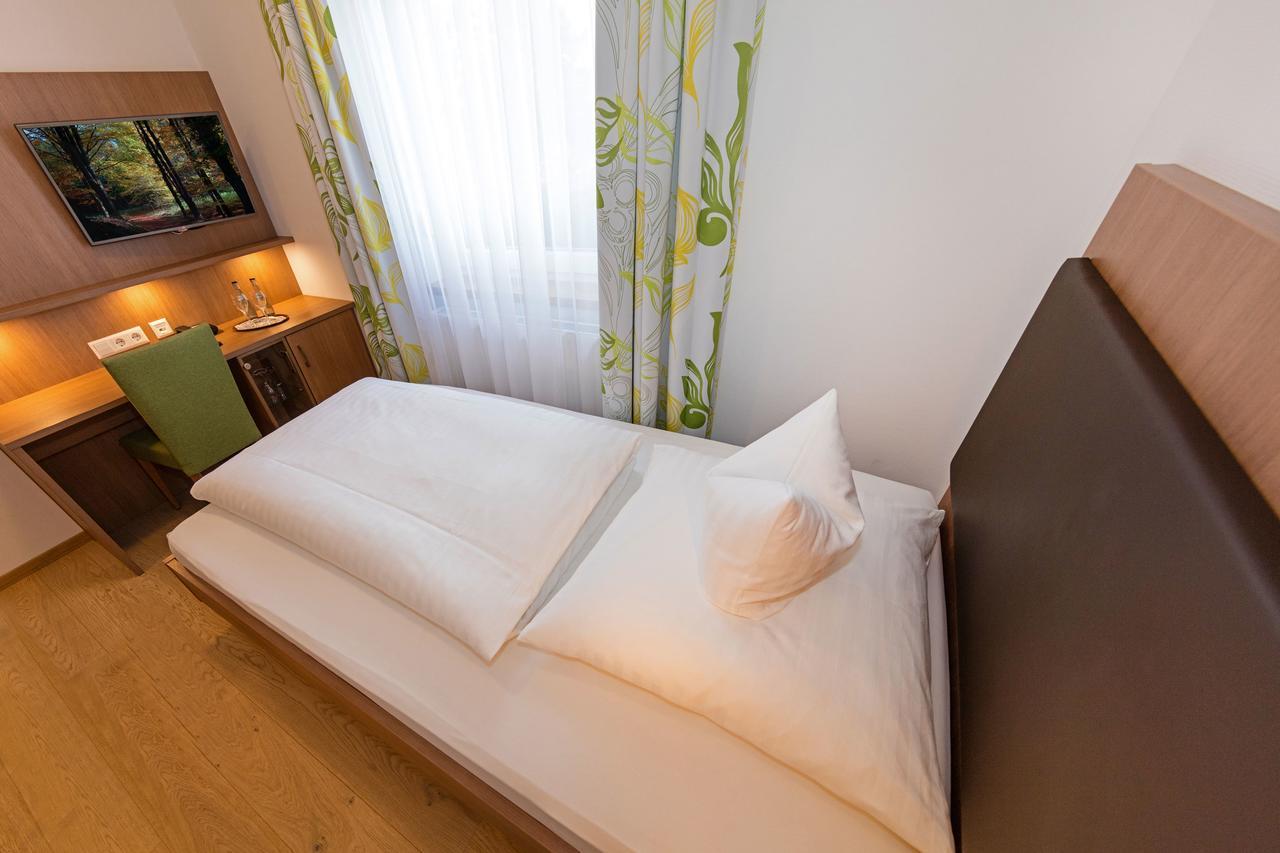 Gasthof - Hotel Zum Ochsen Gmbh Berghulen المظهر الخارجي الصورة