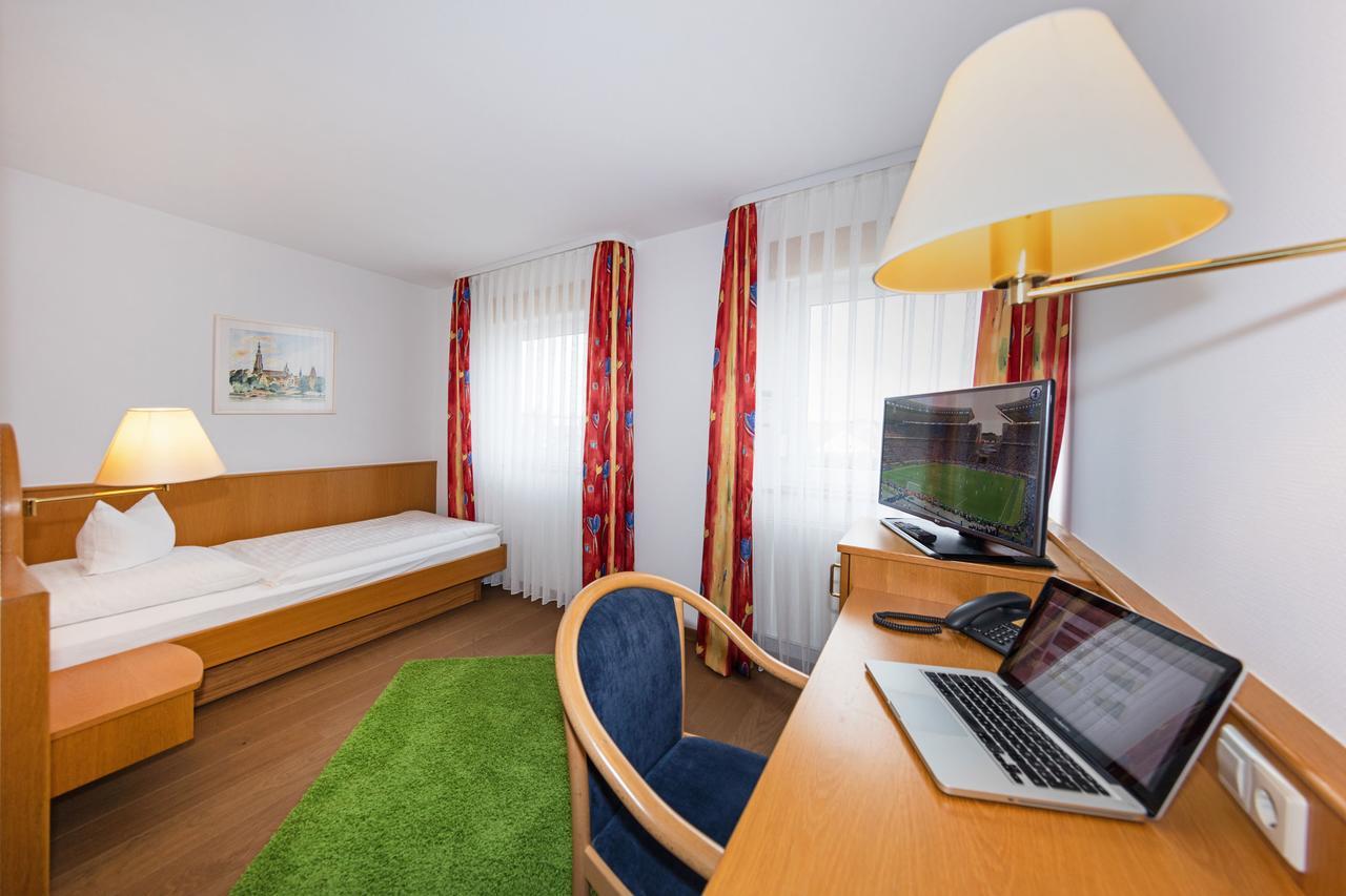 Gasthof - Hotel Zum Ochsen Gmbh Berghulen المظهر الخارجي الصورة