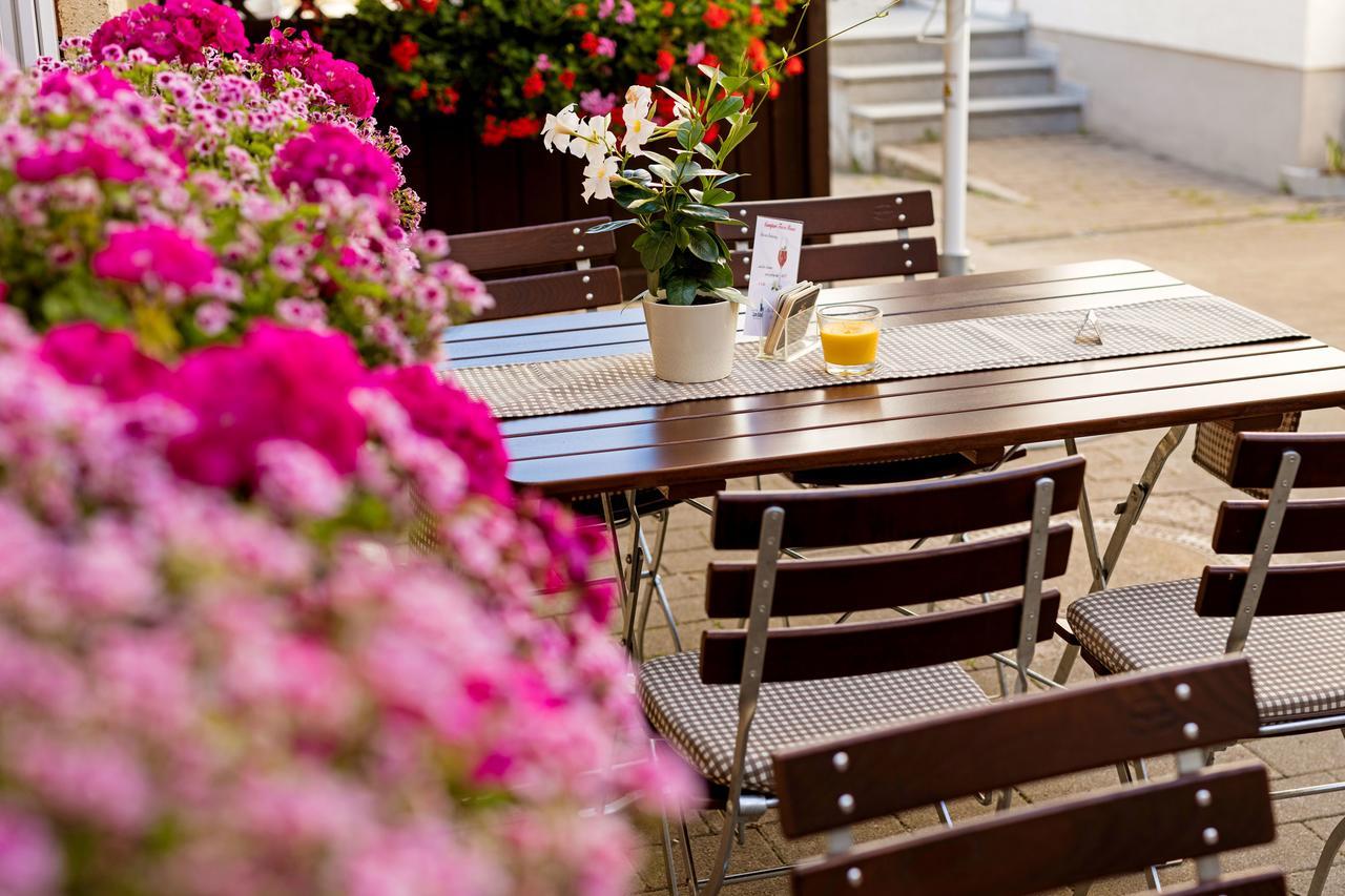Gasthof - Hotel Zum Ochsen Gmbh Berghulen المظهر الخارجي الصورة