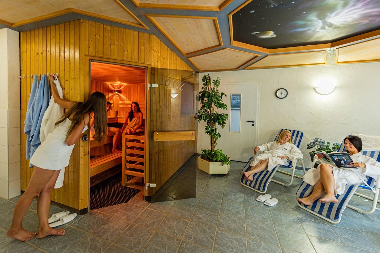 Gasthof - Hotel Zum Ochsen Gmbh Berghulen المظهر الخارجي الصورة