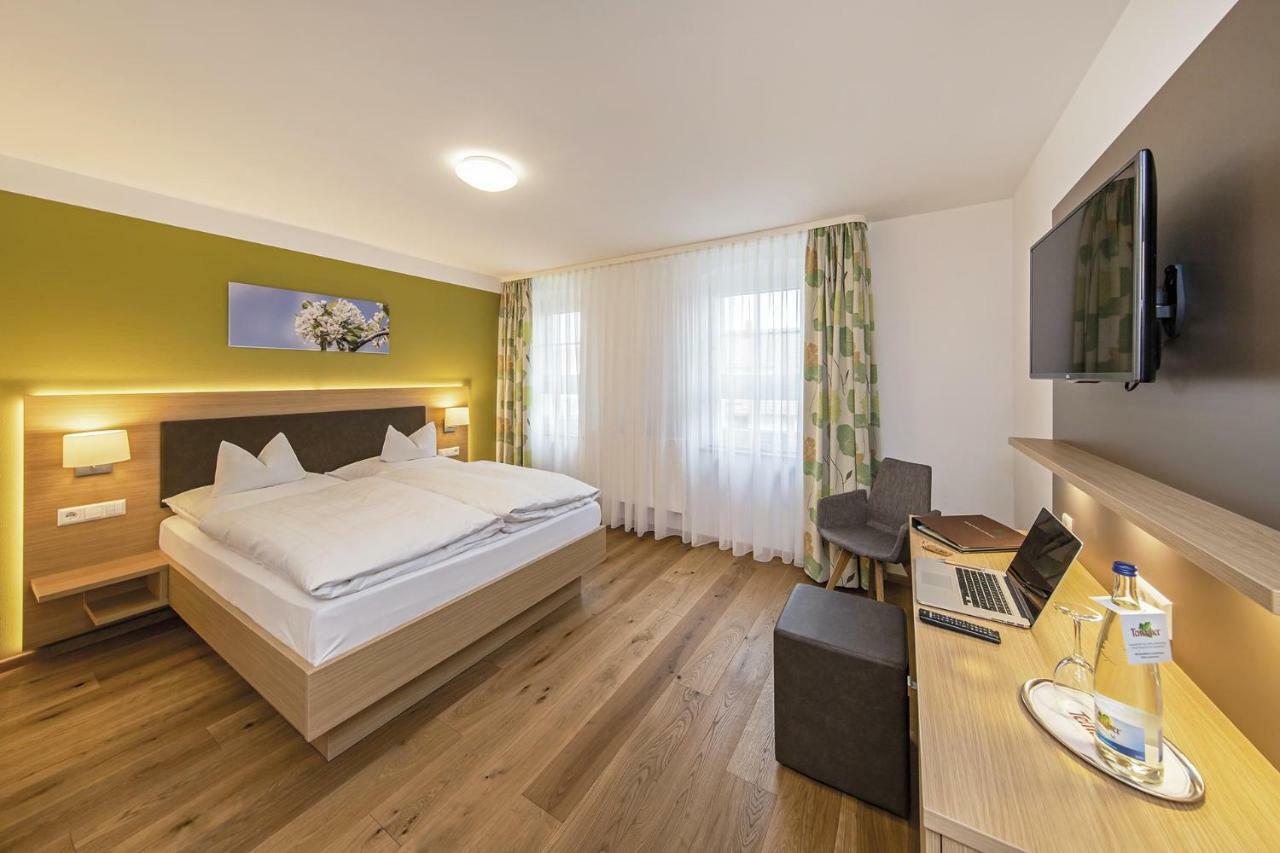Gasthof - Hotel Zum Ochsen Gmbh Berghulen المظهر الخارجي الصورة